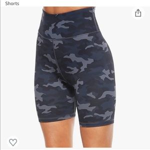 Persist biker shorts. Gently worn and in great condition. Blue camo